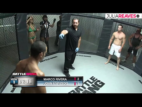 ❤️ Ultimate Fighter fucks a nọmba girl ozugbo a ọgụ na mgbanaka ☑ na anyi ☑